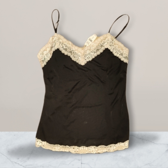 Victoria's Secret Tops - Y2K Victoria's Secret NWT Lace Trim Cami Tank, sz. S